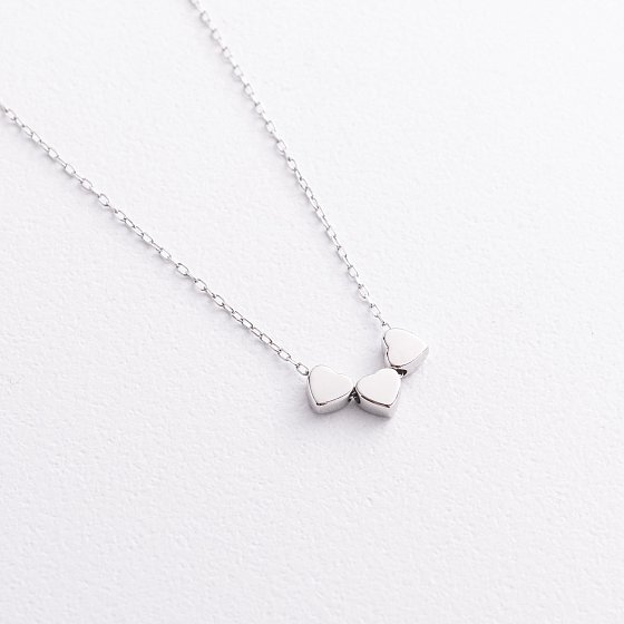 Серебряное колье "Сердечки" 908-00885