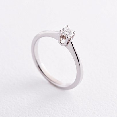 Помолвочное золотое кольцо с бриллиантом 218571121