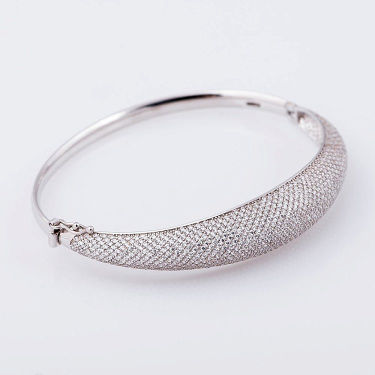 Золотий браслет з фіанітами б02507 від ювелірного магазину Онікс