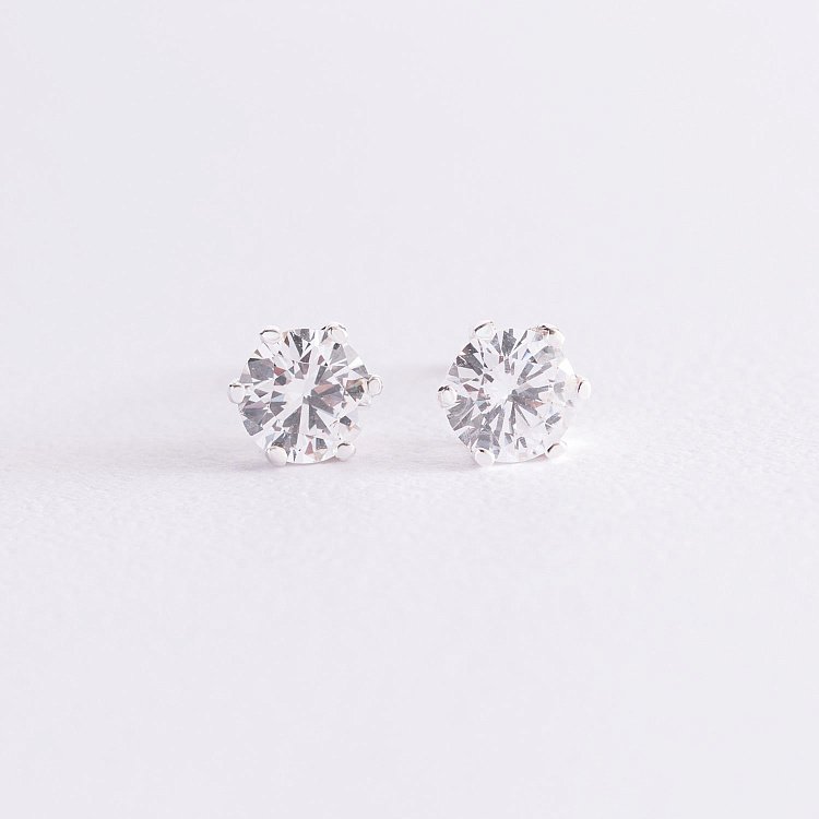 Серебряные серьги-гвоздики с фианитами 6мм 12737 от ювелирного магазина Оникс