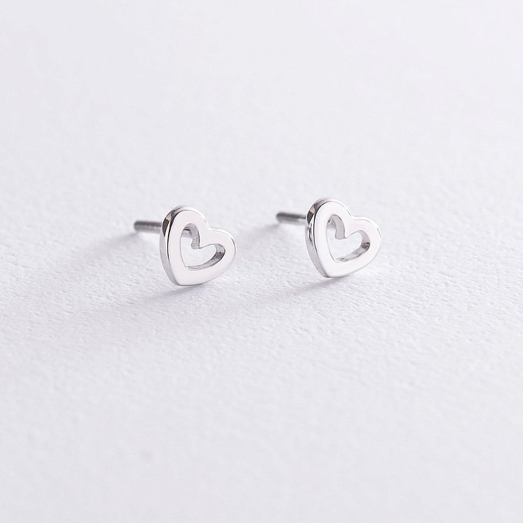 Серьги - пусеты "Сердечки" в белом золоте с06916 от ювелирного магазина Оникс