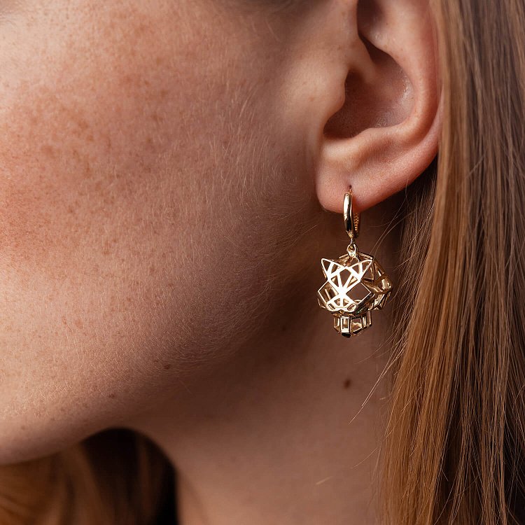 Серьги - кольца "Пантеры" в желтом золоте с08013 от ювелирного магазина Оникс - 3