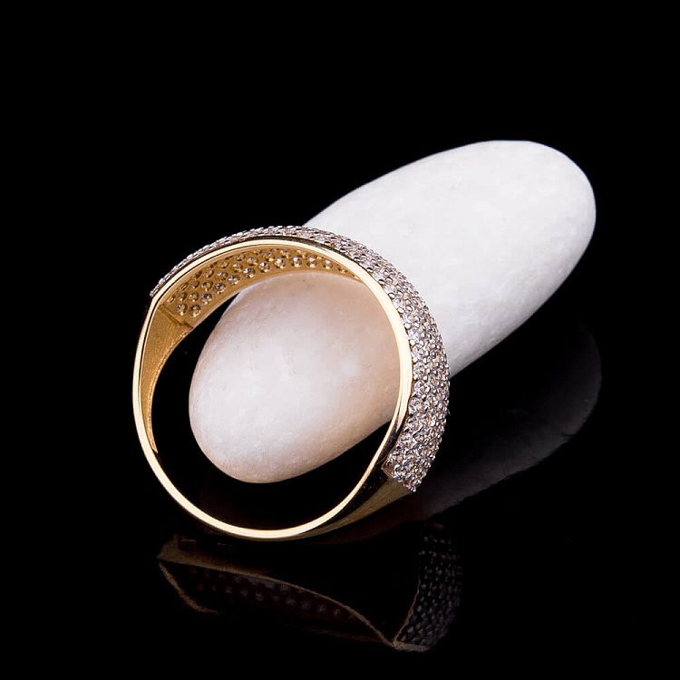 Золота каблучка з фіанітами к02441 від ювелірного магазину Онікс - 1