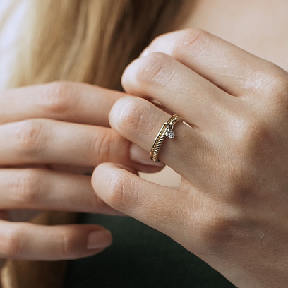 Каблучка з фіанітом в жовтому золоті к06638 №6