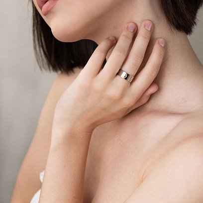 Кольцо "Love" в белом золоте к04712 №9