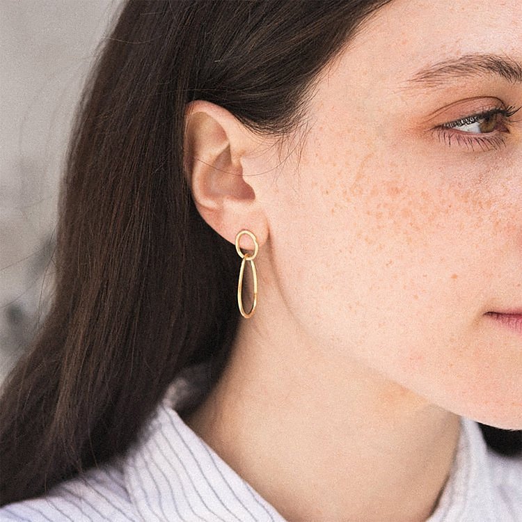 Серебряные серьги "Неповторимость" с позолотой 122641 от ювелирного магазина Оникс - 5