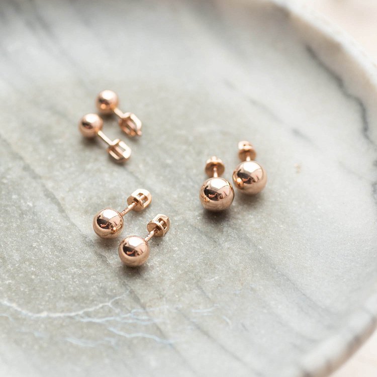 Сережки - пусети "Кульки" у червоному золоті (0.7 см) с06294 від ювелірного магазину Онікс - 11