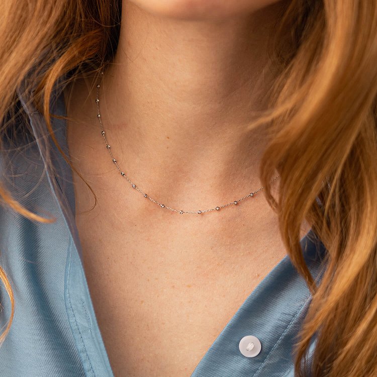 Колье "Шарики" в белом золоте кол02409 от ювелирного магазина Оникс - 1