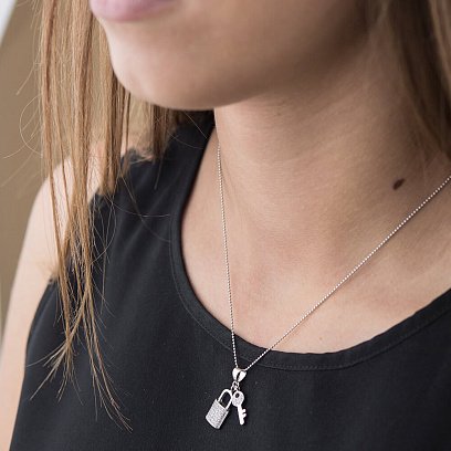 Срібна підвіска "Замочок і ключик" з фіанітами 132233