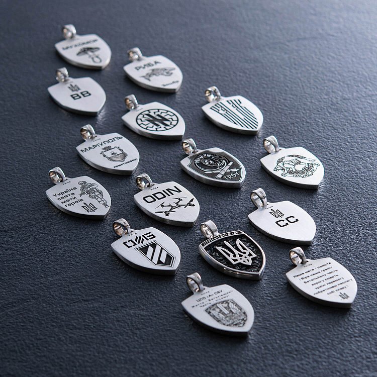 Серебряный кулон "Герб України - Тризуб. Україна понад усе. Индивидуальная гравировка" 133133 от ювелирного магазина Оникс - 22