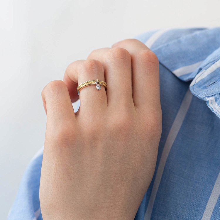 Кольцо с фианитом в желтом золоте к06638 от ювелирного магазина Оникс - 2