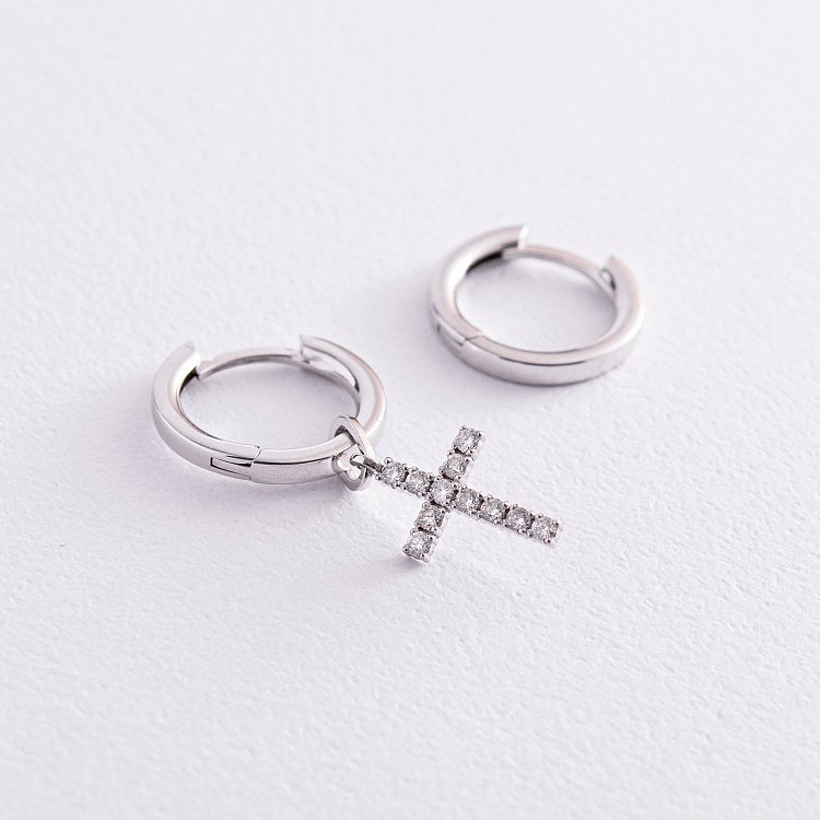 Золоті сережки - кільця з хрестиком (діаманти) 316251121 від ювелірного магазину Онікс - 2