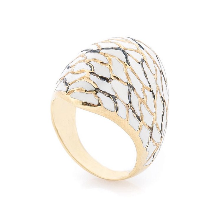 Золотое кольцо с эмалью к00701 от ювелирного магазина Оникс