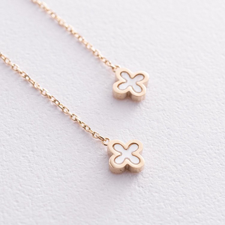 Золоті сережки - протяжки "Конюшина" з перламутром с08576 від ювелірного магазину Онікс - 2