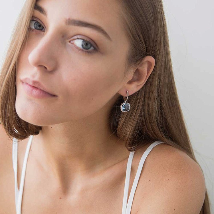 Золотые серьги с голубым топазом и бриллиантами C01111E от ювелирного магазина Оникс - 3