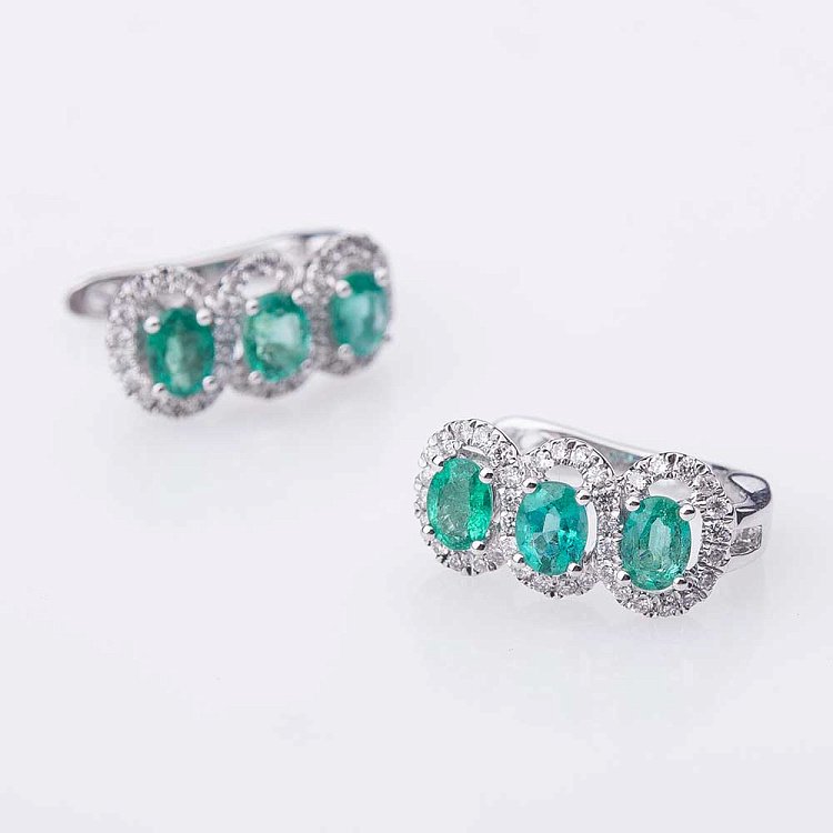 Золоті сережки з діамантами і смарагдами сб02762 від ювелірного магазину Онікс - 2