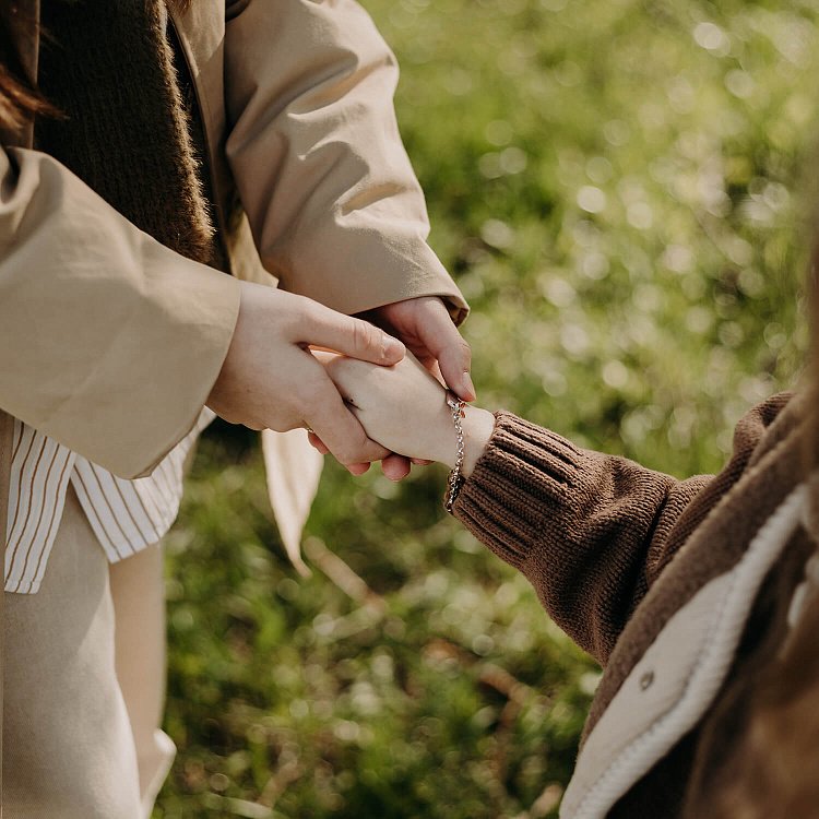 Серебряный детский браслет "Бабочка" с эмалью (возможна гравировка) 141633 от ювелирного магазина Оникс - 1