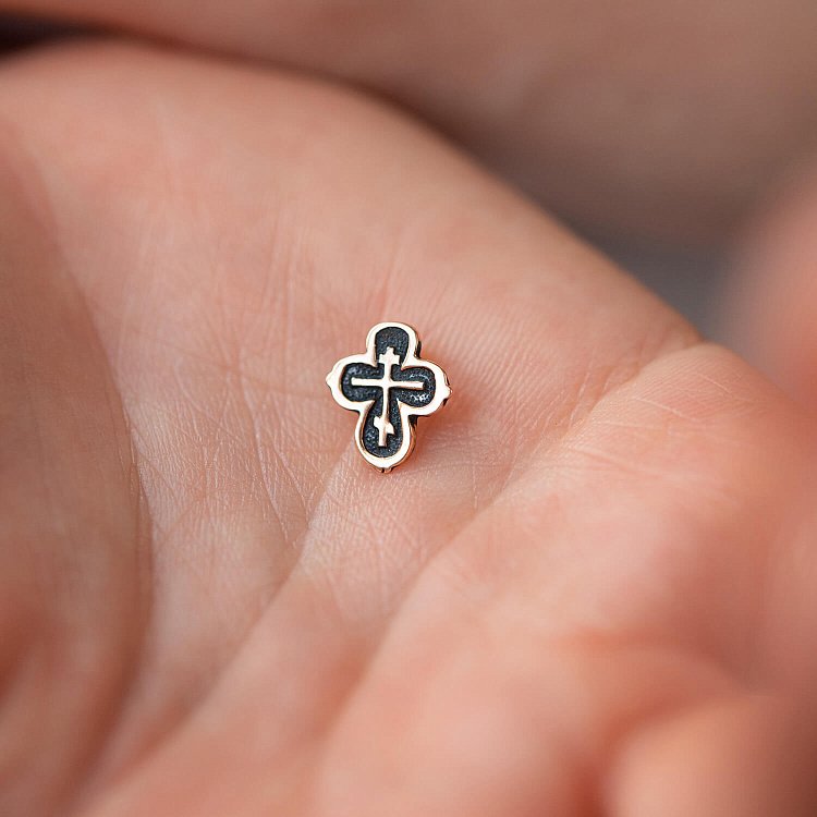 Золотий хрестик з чорнінням п02666 від ювелірного магазину Онікс - 3