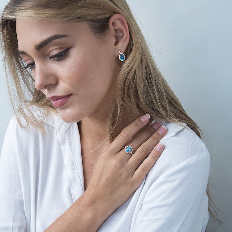 Золотые серьги с голубым топазом и фианитами с04195 от ювелирного магазина Оникс - 4