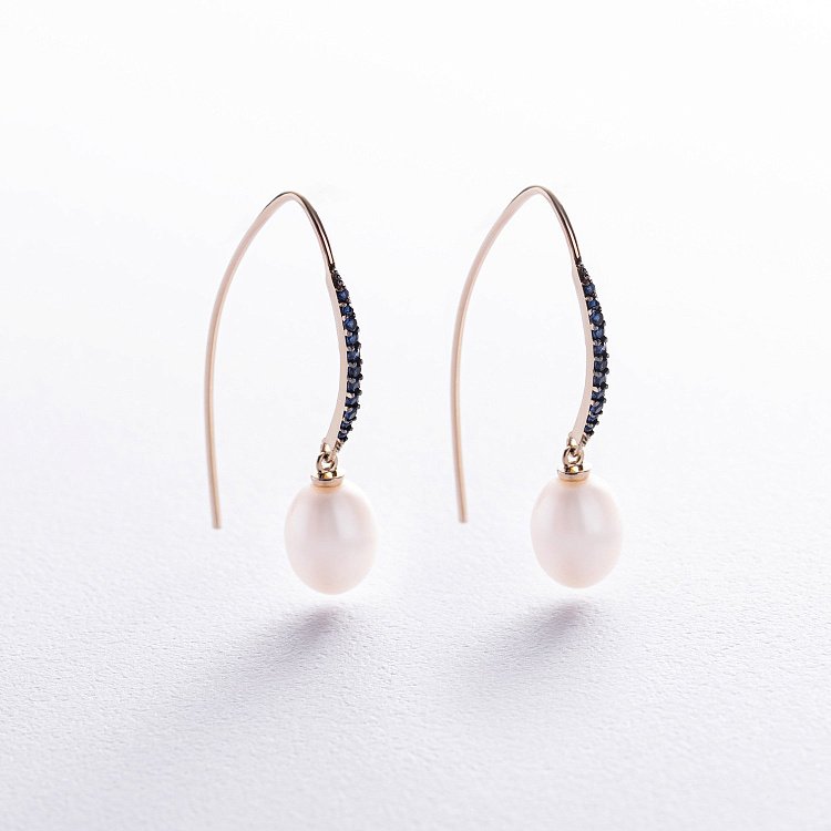 Золоті сережки - петельки "Олівія" з перлами і фіанітами с08518 від ювелірного магазину Онікс