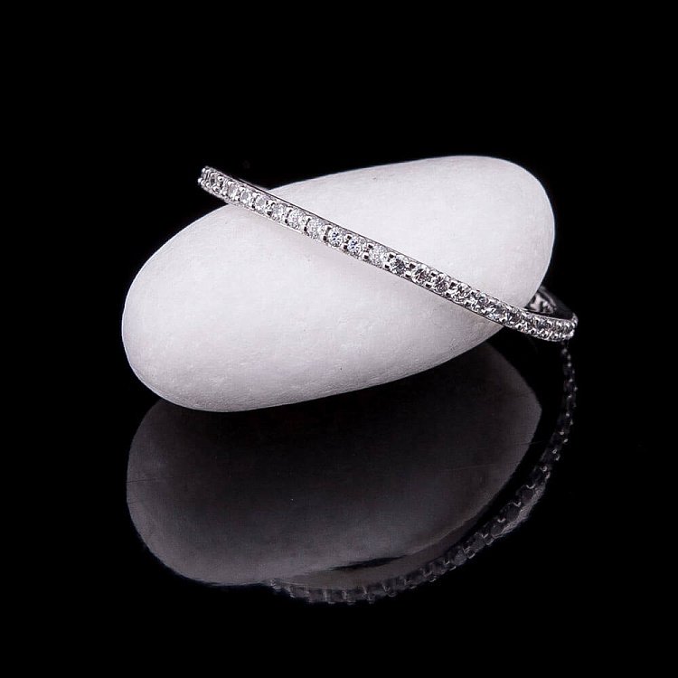 Золотое кольцо с фианитами к04256 от ювелирного магазина Оникс - 4