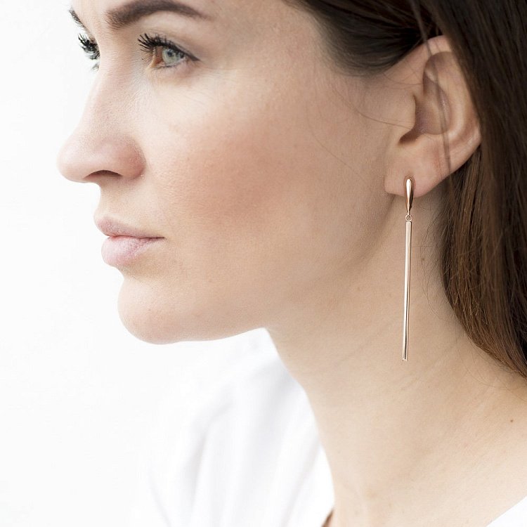 Золоті сережки на англійській застібці висячі с05249 від ювелірного магазину Онікс - 2