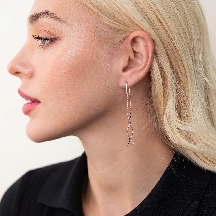 Сережки - протяжки "Завиток" з білого золота с07199 від ювелірного магазину Онікс - 2