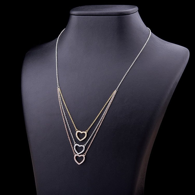 Серебряное колье "Сердца" с фианитами 18231 от ювелирного магазина Оникс - 1