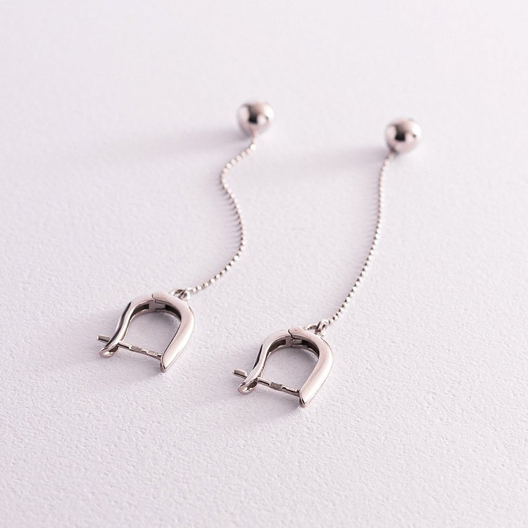 Серебряные серьги "Шарики" на цепочке 123150 от ювелирного магазина Оникс - 2