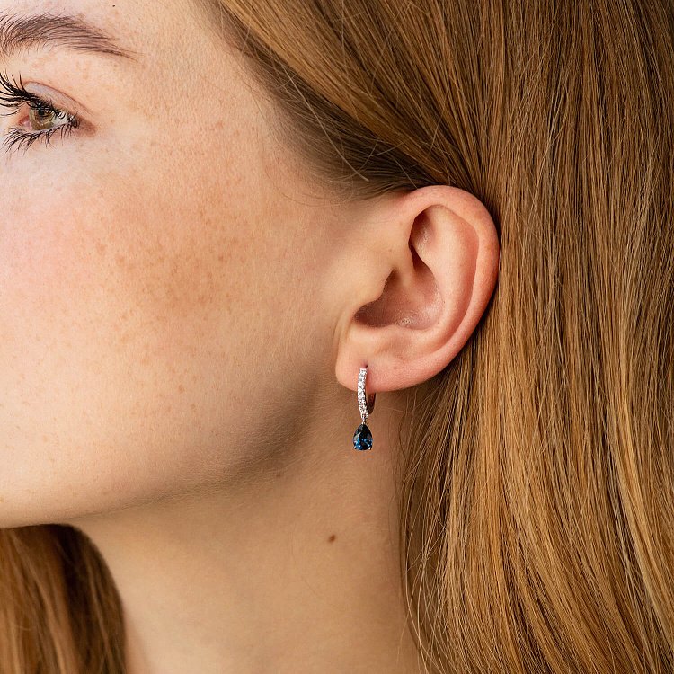 Золотые серьги - кольца "Капельки" (сапфиры, бриллианты) сб0510sm от ювелирного магазина Оникс - 1