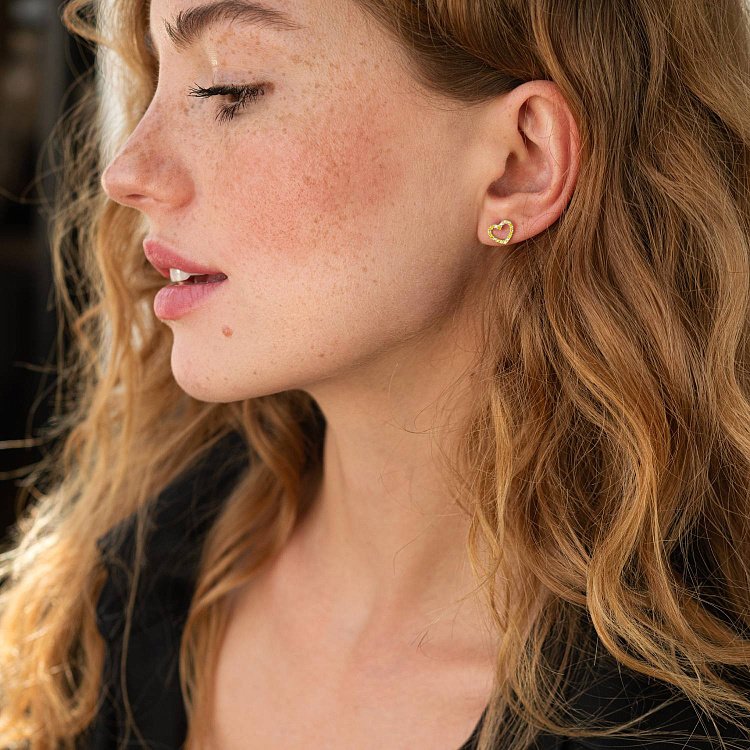 Золотые серьги - пусеты "Сердечки" с голубыми и желтыми бриллиантами 327111121 - 3 Золотые серьги - пусеты "Сердечки" с голубыми и желтыми бриллиантами 327111121 от ювелирного магазина Оникс - 3