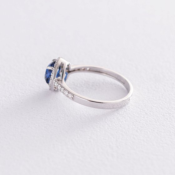 Серебряное кольцо с белыми и синими фианитами 112582 №4