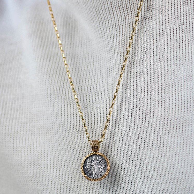 Серебряная ладанка "Ангел Хранитель. Молитва" 132962 от ювелирного магазина Оникс - 1