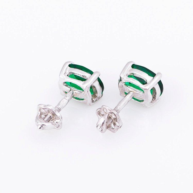 Срібні сережки-пусети з фіанітами 6х8 121966 від ювелірного магазину Онікс - 1