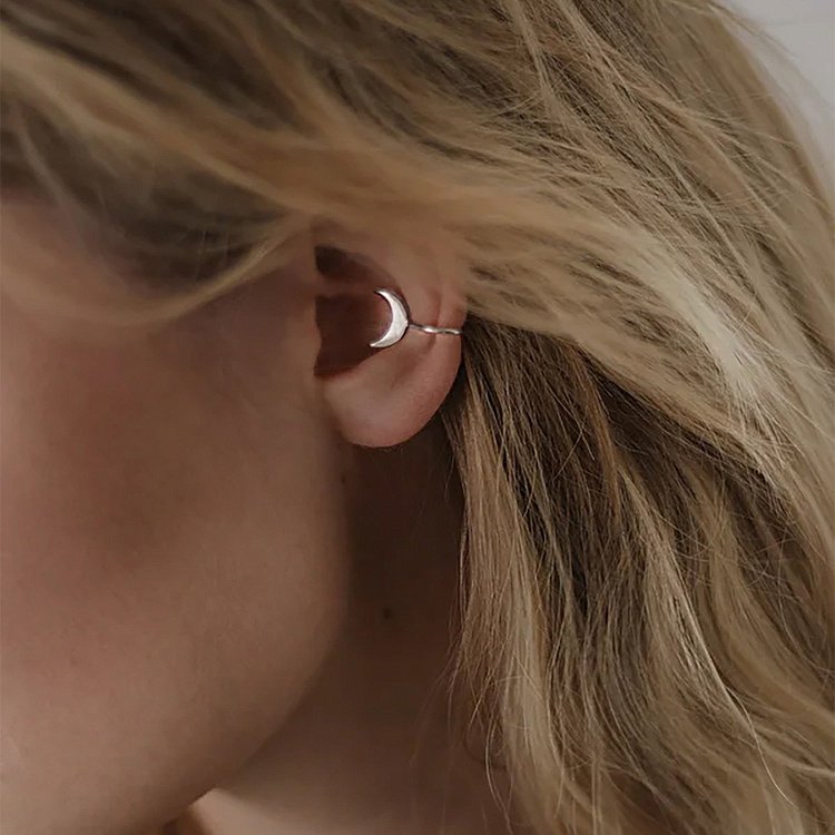 Сережка - каффа "Місяць" в сріблі 122901 від ювелірного магазину Онікс - 8