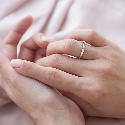 Золотое кольцо с сердечками (фианит) к05839 №2