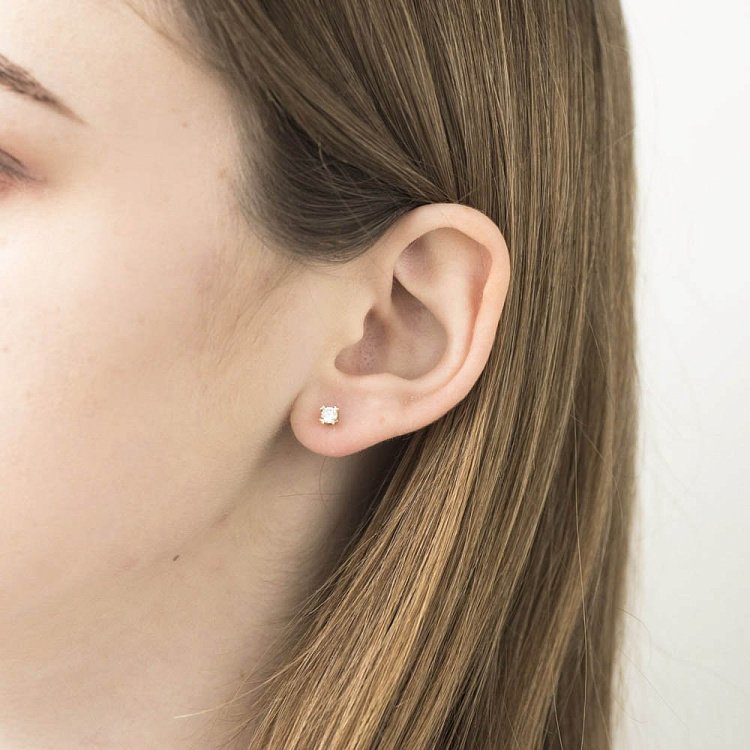 Золоті сережки-гвоздики (фіаніти) с05841 від ювелірного магазину Онікс - 3