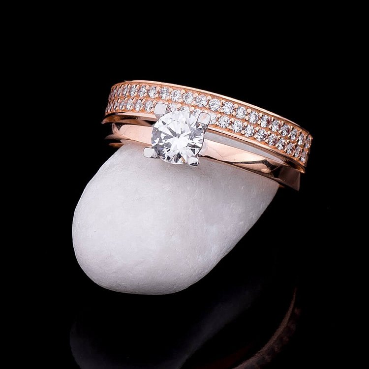 Золота заручальна каблучка з фіанітами к03850 від ювелірного магазину Онікс - 5