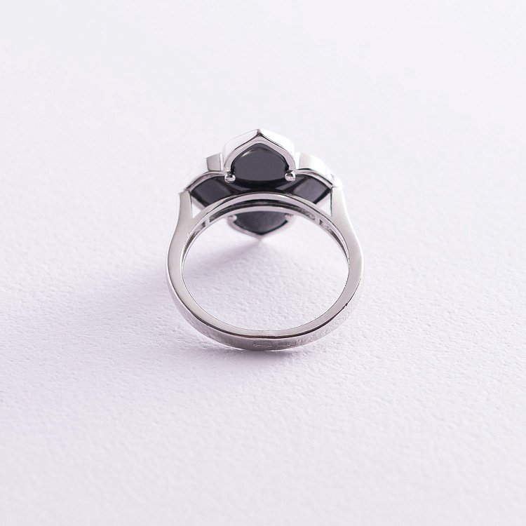 Срібна каблучка "Конюшина" (фіаніт, кераміка) 112542 - 2 Срібна каблучка "Конюшина" (фіаніт, кераміка) 112542 від ювелірного магазину Онікс - 2