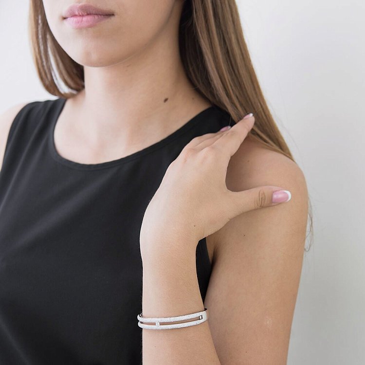 Срібний браслет з фіанітами 14919 від ювелірного магазину Онікс