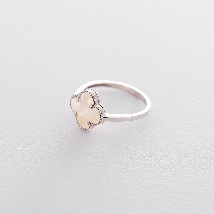 Кольцо "Клевер" в белом золоте к06326 от ювелирного магазина Оникс - 1