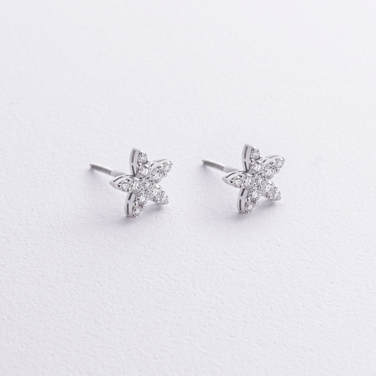 Сережки - пусети "Квіточки" з діамантами (біле золото) 339651121 від ювелірного магазину Онікс