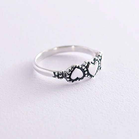 Серебряное кольцо "Сердечки" с чернением 112523 №2