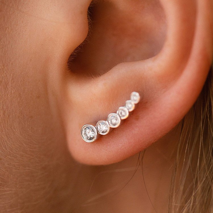 Золоті сережки - пусети з діамантами сб0484м від ювелірного магазину Онікс - 1