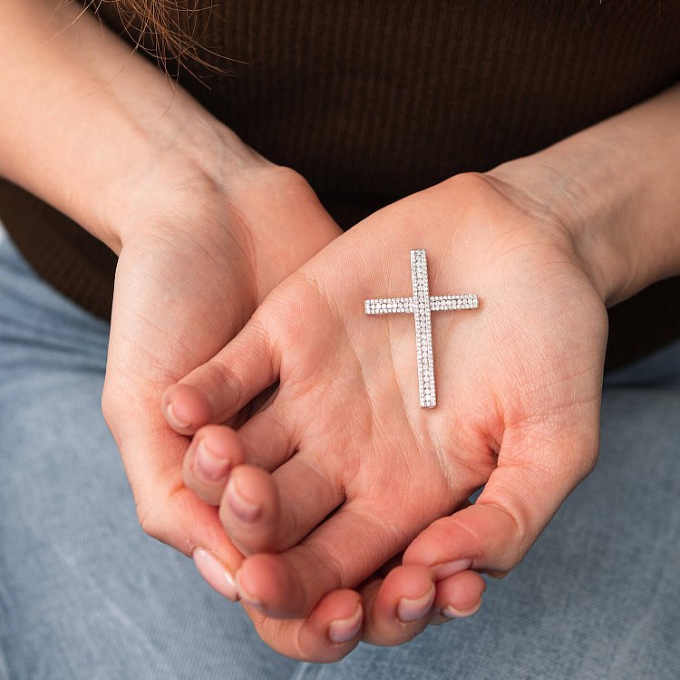 Золотий хрестик з діамантами пб0168ca від ювелірного магазину Онікс - 5