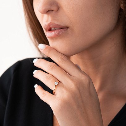 Золота заручальна каблучка (куб. циркон Swarovski) к06232 №2