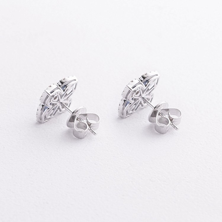 Серьги - пусеты "Клевер" в белом золоте (бриллианты, сапфиры) сб0719mi от ювелирного магазина Оникс - 2