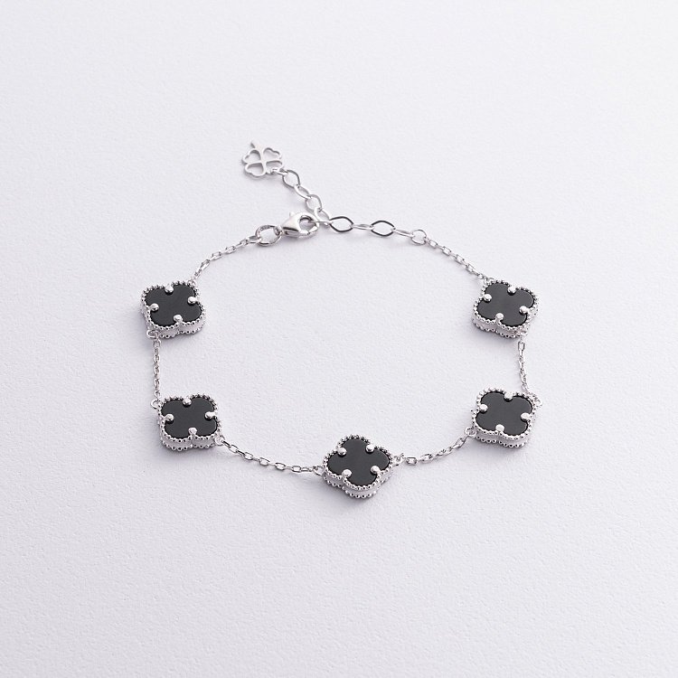 Серебряный браслет "Клевера" с ониксом 141648 от ювелирного магазина Оникс