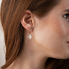 Серьги "Клевер" в красном золоте (перламутр) с09487 от ювелирного магазина Оникс - 1