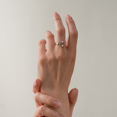 Каблучка "Кульки" в білому золоті к08283 №2